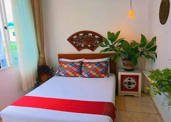 Lumphini 3 Teakwood Red At Steamy Location